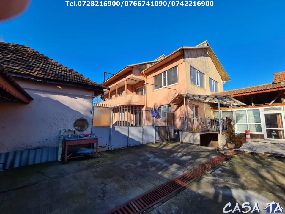  Casa D+P+1, situata în Curtisoara