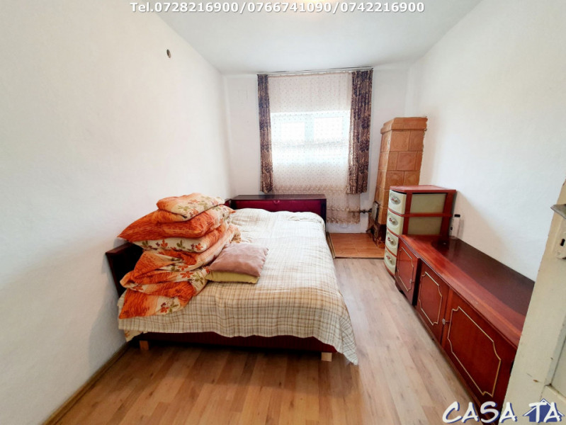 De Vânzare Casa, situata în Târgu-Carbunesti