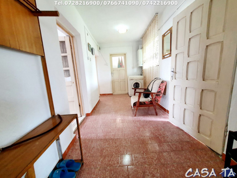 De Vânzare Casa, situata în Târgu-Carbunesti