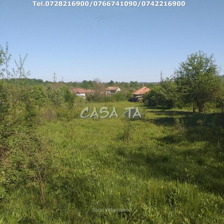 Teren Intravilan (4148 mp), situat in Tismana (Vanata)