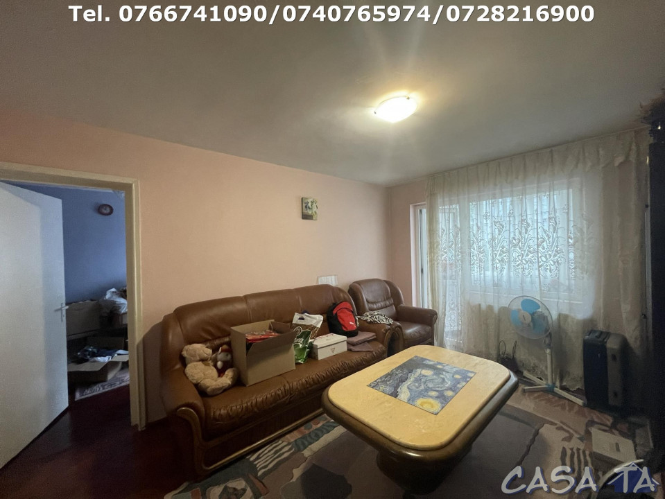 Apartament 3 Camere, Etaj 1, Strada 22 Decembrie 1989