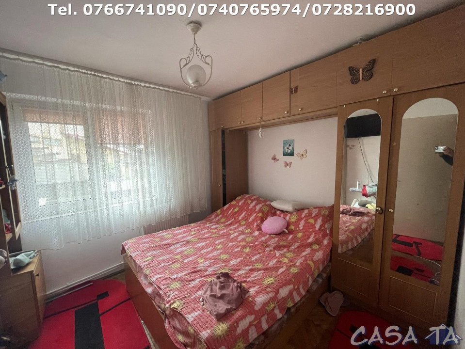 Apartament 3 Camere, Etaj 1, Strada 22 Decembrie 1989