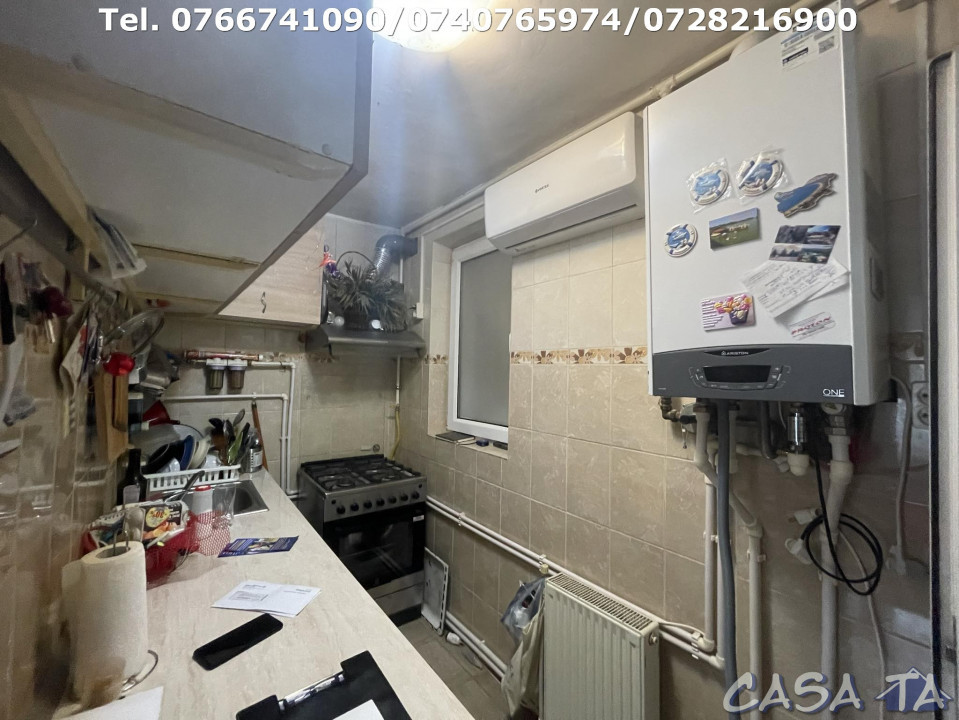 Apartament 3 Camere, Etaj 1, Strada 22 Decembrie 1989