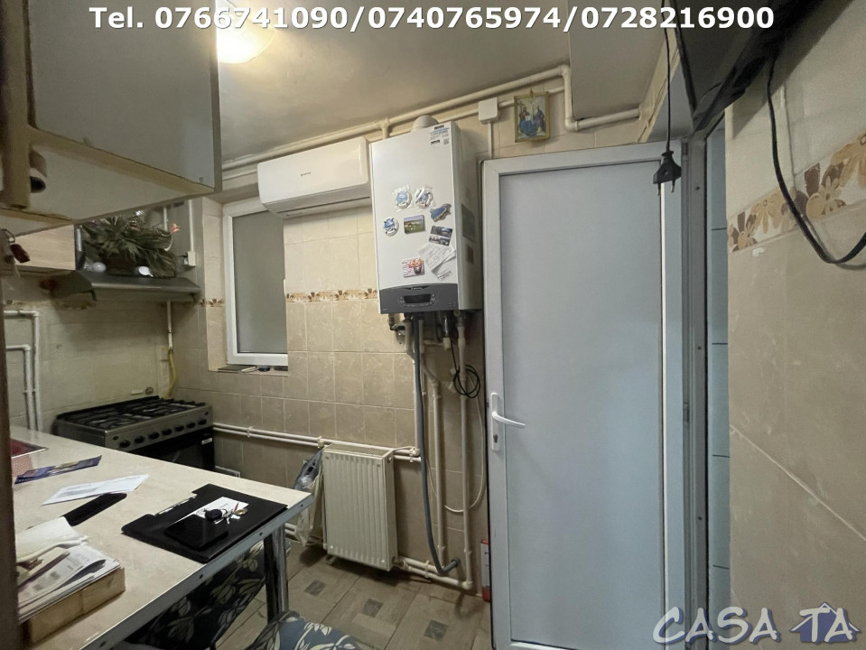 Apartament 3 Camere, Etaj 1, Strada 22 Decembrie 1989