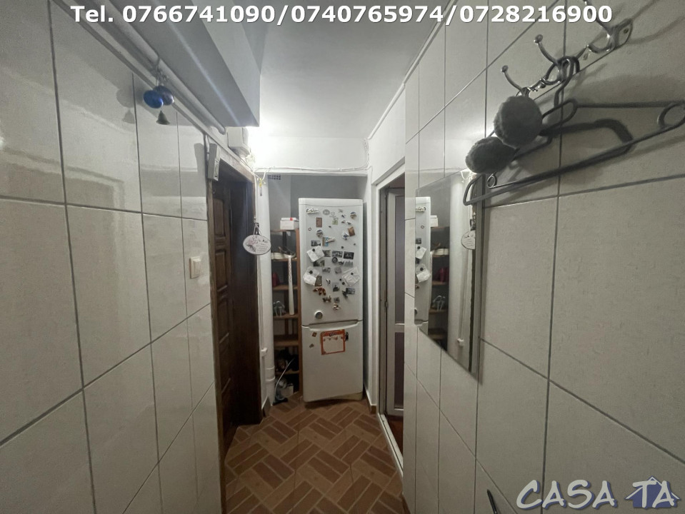 Apartament 3 Camere, Etaj 1, Strada 22 Decembrie 1989