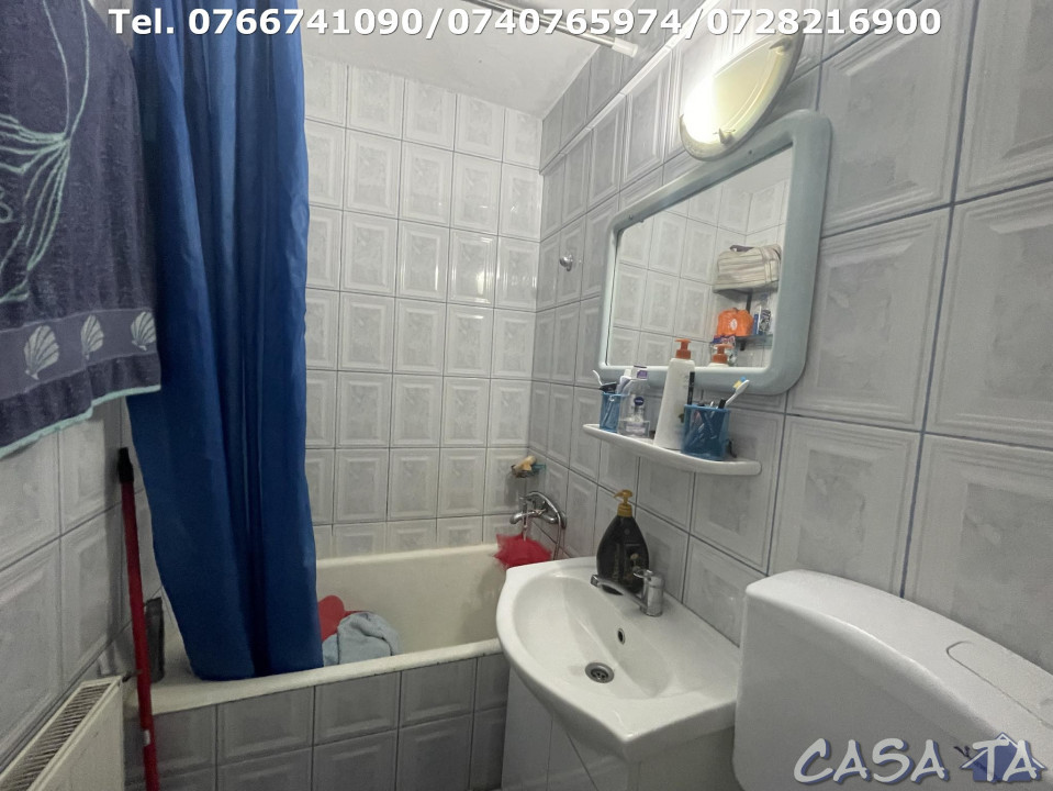 Apartament 3 Camere, Etaj 1, Strada 22 Decembrie 1989