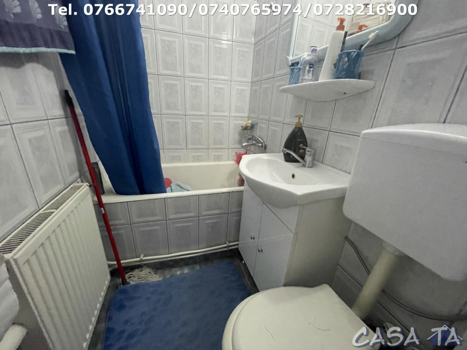 Apartament 3 Camere, Etaj 1, Strada 22 Decembrie 1989