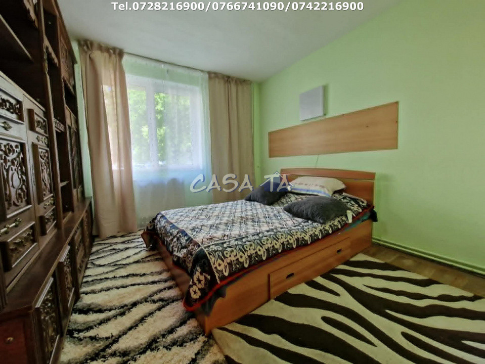 Apartament 3 camere, situat în Târgu Jiu, Str. G-Ral Christian Tell