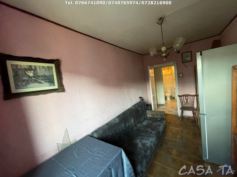 Apartament 2 Camere, Etaj 9/10 (lift), Strada Aleea Plopilor