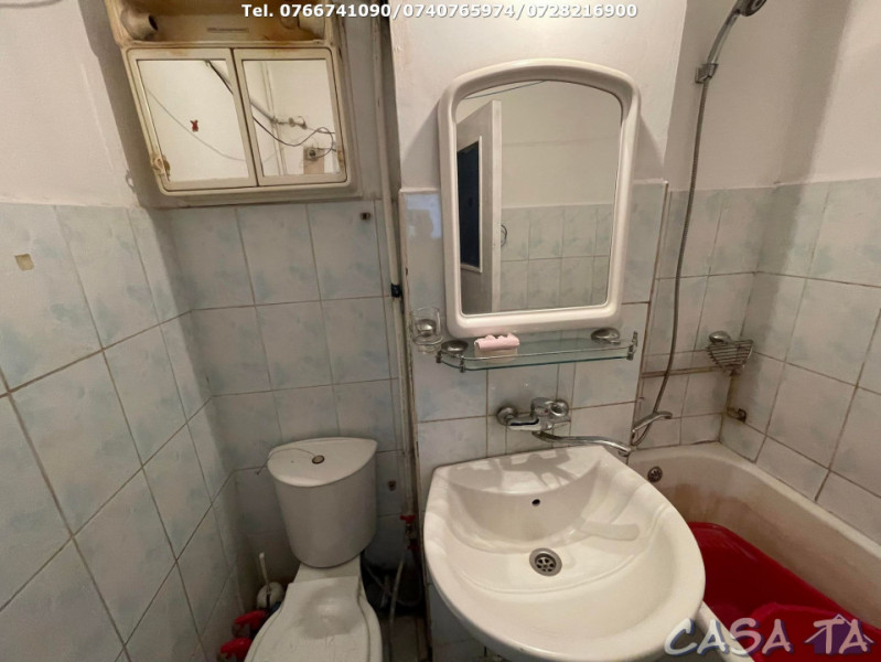 Apartament 2 Camere, Etaj 9/10 (lift), Strada Aleea Plopilor