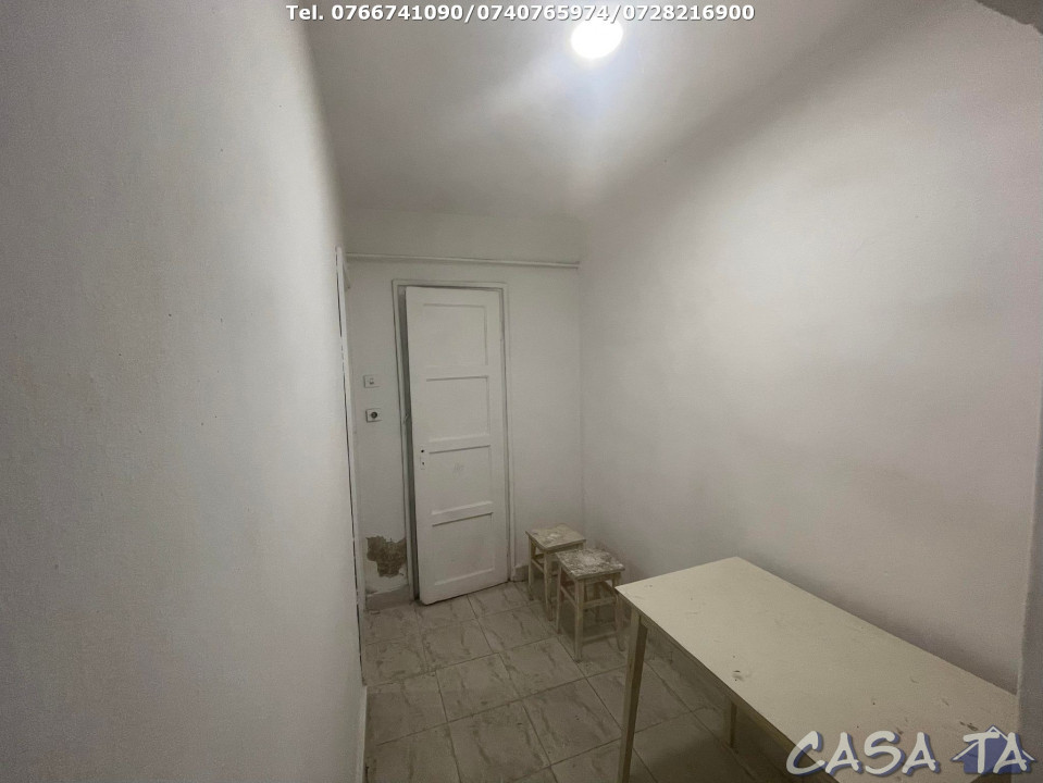 Garsoniera, situata în Târgu Jiu, Zambilelor 