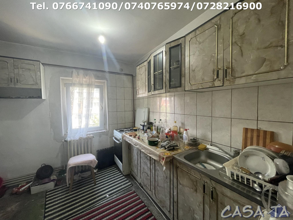 Apartament 2 Camere, Etaj 3, Strada 9 Mai