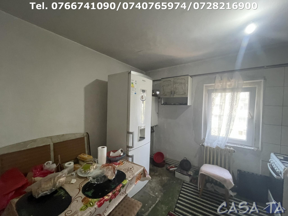 Apartament 2 Camere, Etaj 3, Strada 9 Mai