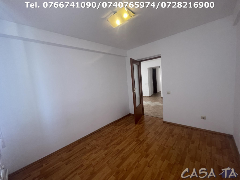Apartament 3 Camere, Etajul 2, Bulevardul Republicii