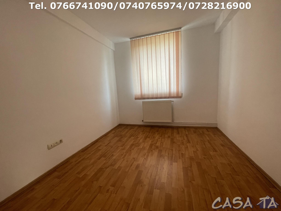 Apartament 3 Camere, Etajul 2, Bulevardul Republicii
