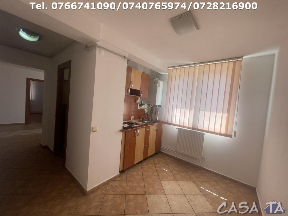 Apartament 3 Camere, Etajul 2, Bulevardul Republicii