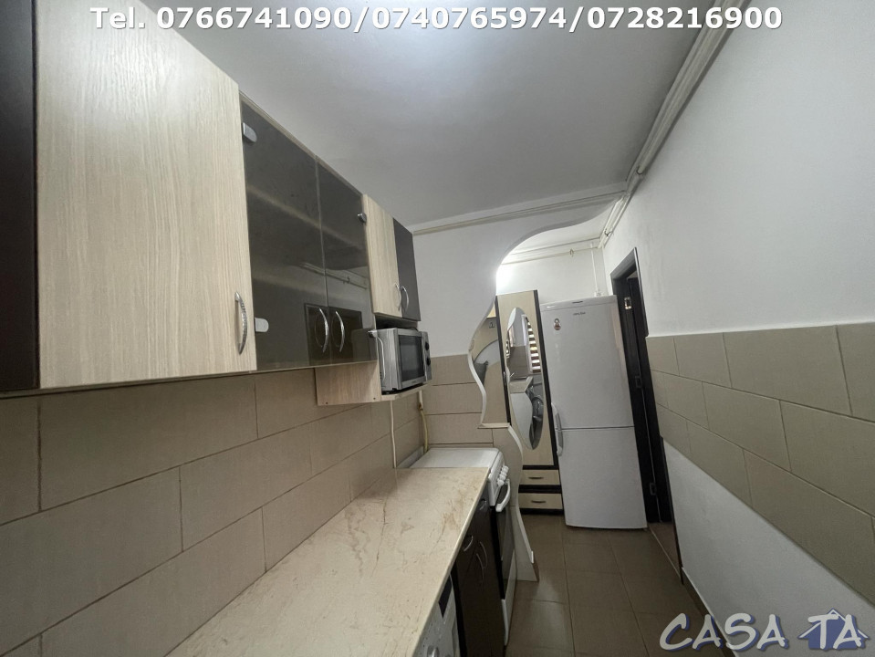 Apartament 2 Camere, Etaj 3, Strada Mioritei