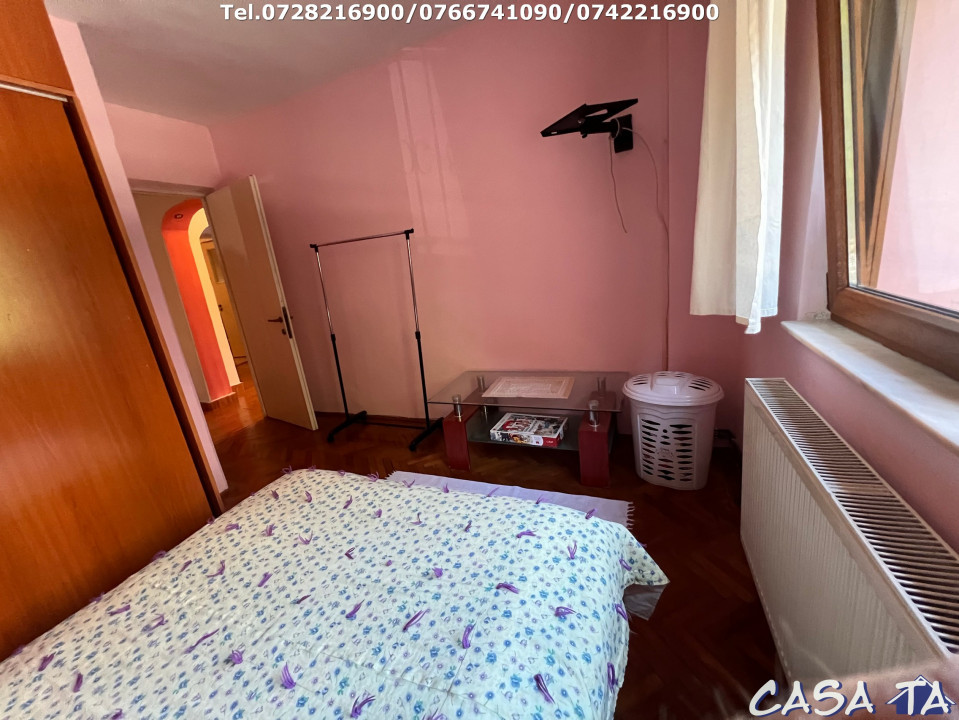 Apartament 3 camere, situat în Târgu Jiu, Str. Zambilelor