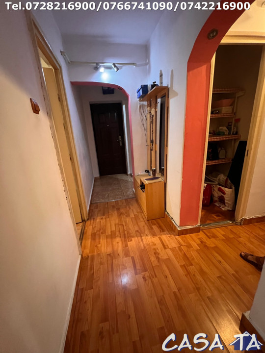 Apartament 3 camere, situat în Târgu Jiu, Str. Zambilelor