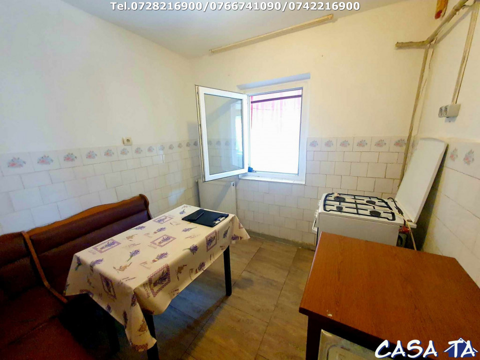 Apartament 2 camere, situat în Târgu Jiu, Lt. Col. D-tru Petrescu