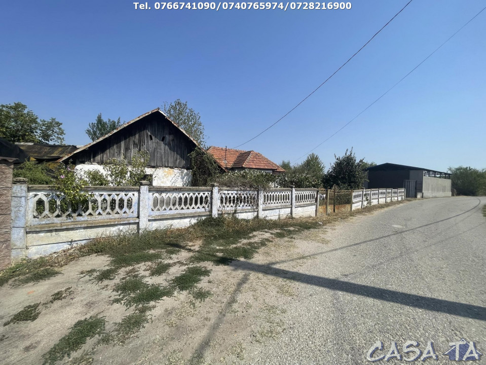 Casa + Anexa si Hala (Teren aferent 1031 mp), Dragutesti