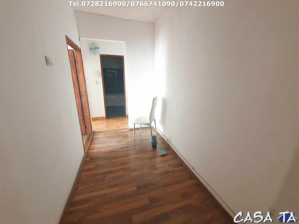 Apartament 3 camere, situat în Târgu Jiu, Lt. Col. D-tru Petrescu