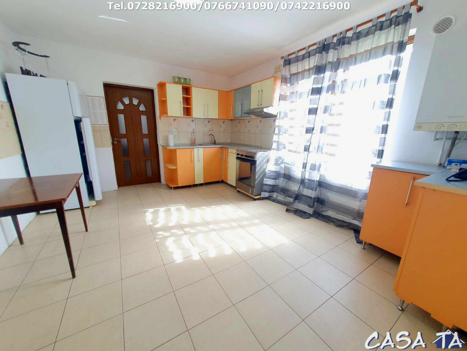 Închiriere Casa Tip Duplex, situata în Târgu Jiu ,Calea Eroilor (Zona centrala)