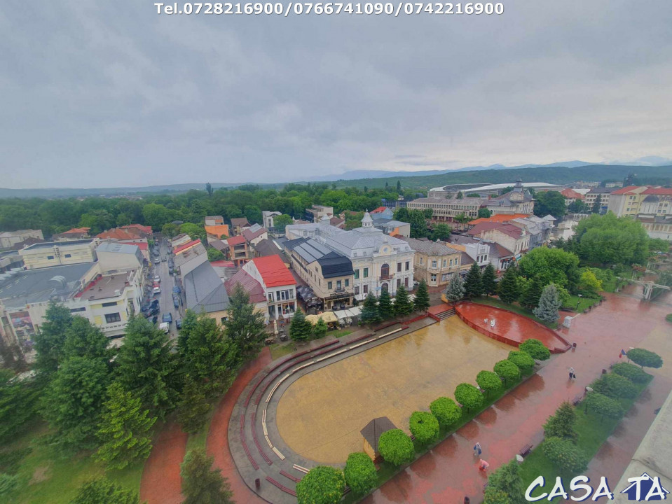 Închiriere apartament 3 camere, str Victoriei (Ultracentral)