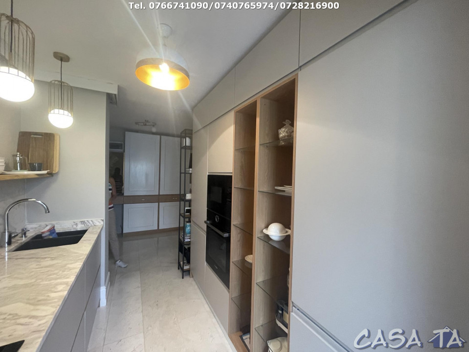 Apartament 3 Camere (Lux), Etaj 1, Strada 9 Mai-Vis a Vis de Shopping City Mall