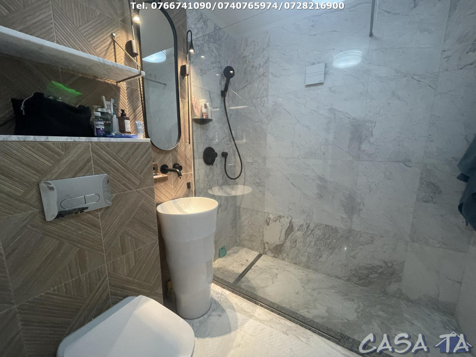 Apartament 3 Camere (Lux), Etaj 1, Strada 9 Mai-Vis a Vis de Shopping City Mall