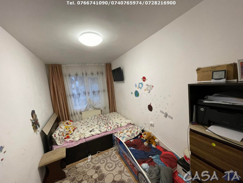 Apartament 2 Camere, Etaj 4/10, Strada Aleea Plopilor