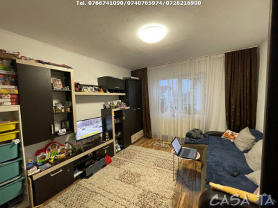 Apartament 2 Camere, Etaj 4/10, Strada Aleea Plopilor