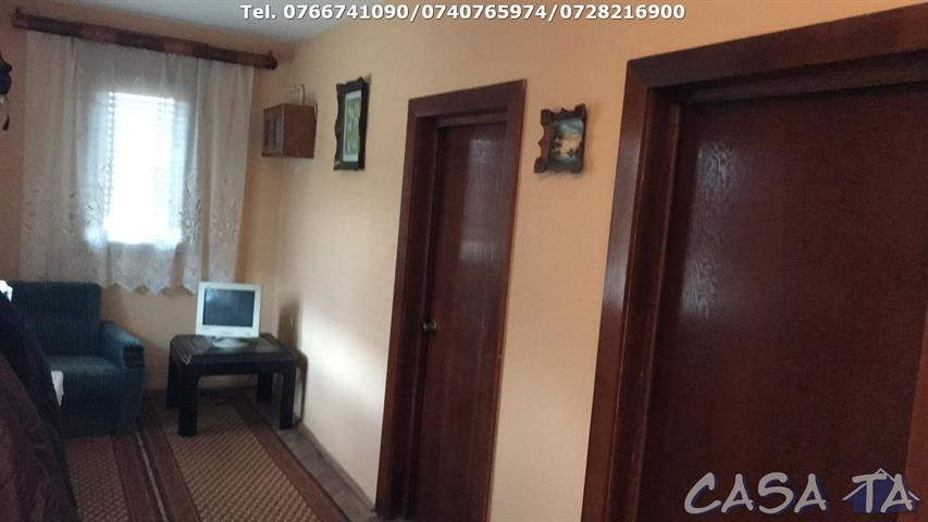 Casa 4 Camere + Teren (6500mp) si Anexe, Turcinesti