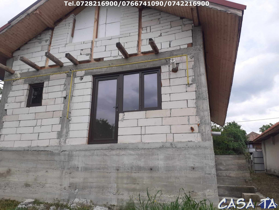 Casa P+M, situata în Balesti-Rasova 