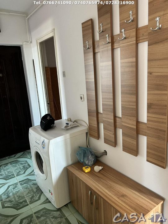 Apartament 2 Camere, Etaj 5 (lift nou), Aleea Plopilor