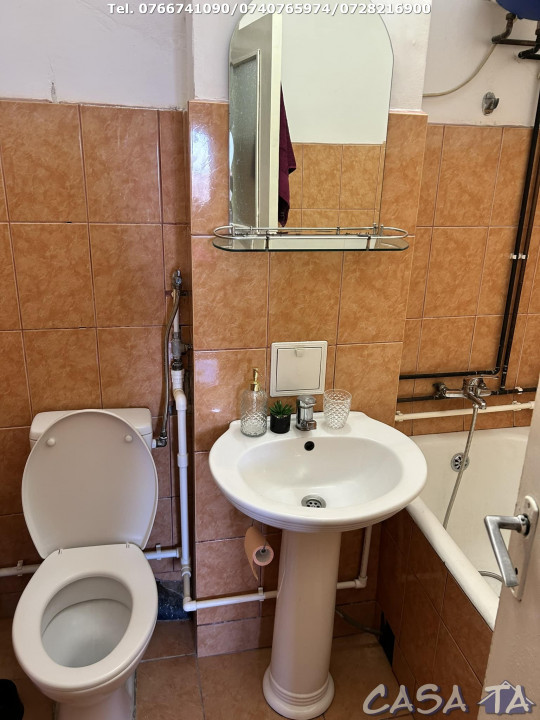 Apartament 2 Camere, Etaj 5 (lift nou), Aleea Plopilor