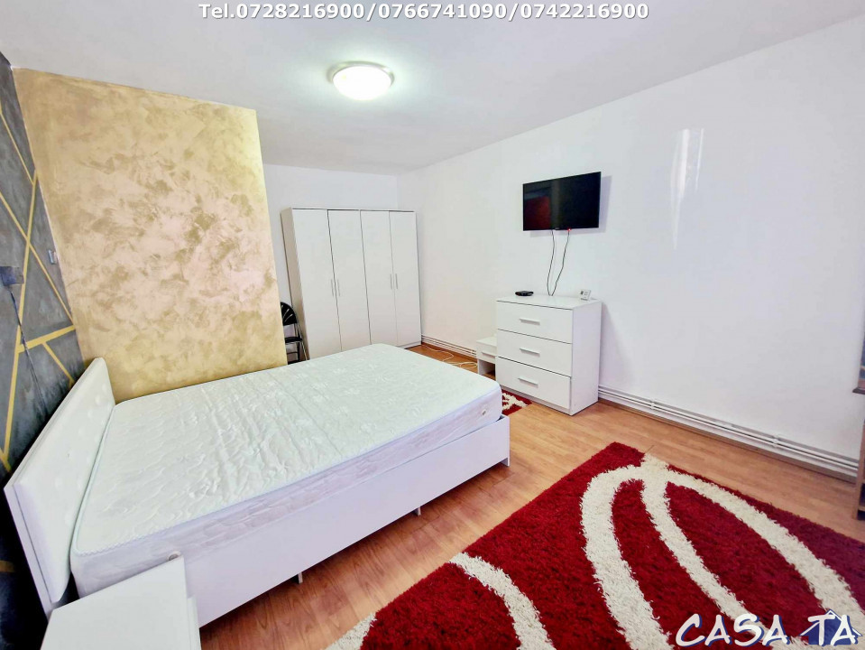 Apartament 3 camere, situat în Târgu Jiu, Str. 22 Decembrie 1989