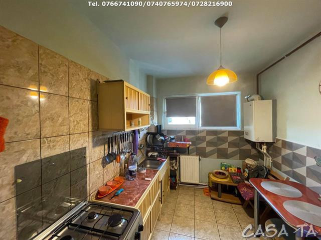Apartament 2 Camere, Etaj 4, M.C.Oancea - Zona Centrala