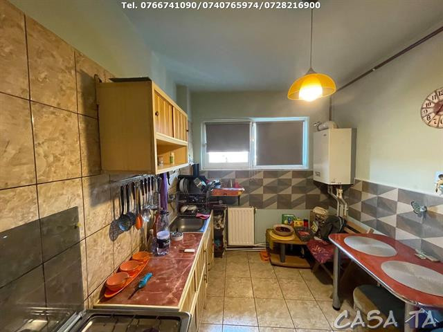 Apartament 2 Camere, Etaj 4, M.C.Oancea - Zona Centrala