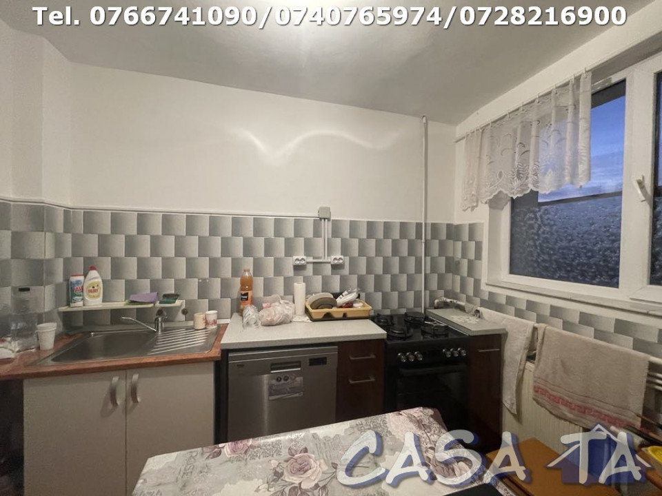 Apartament 3 Camere, Etaj 3, Aleea Garofitei