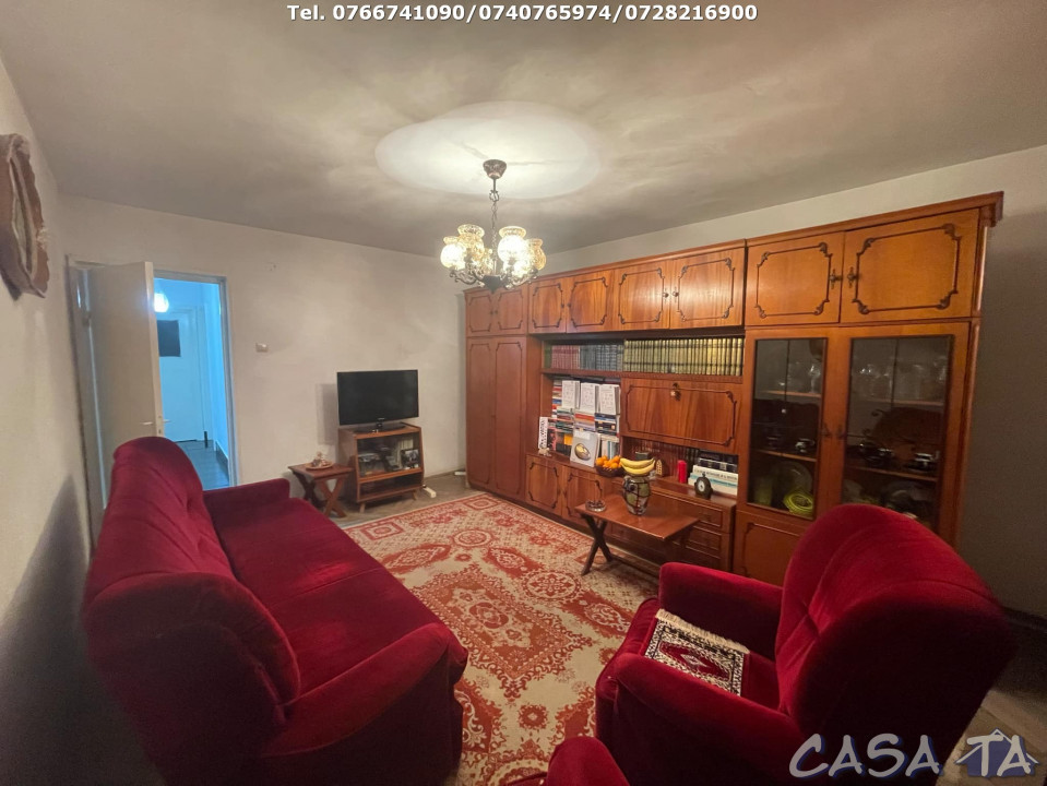 Apartament 3 Camere, Etaj 2, Strada Zambilelor