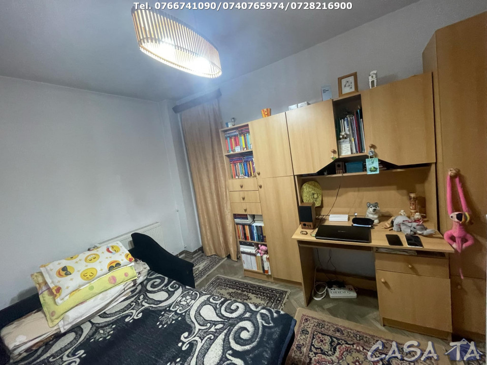 Apartament 3 Camere, Etaj 2, Strada Zambilelor