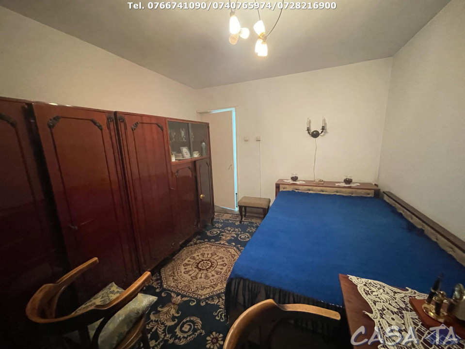 Apartament 3 Camere, Etaj 2, Strada Zambilelor