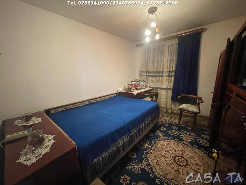 Apartament 3 Camere, Etaj 2, Strada Zambilelor