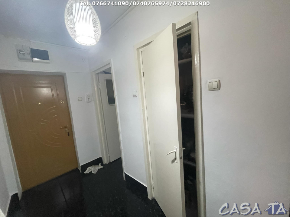 Apartament 3 Camere, Etaj 2, Strada Zambilelor