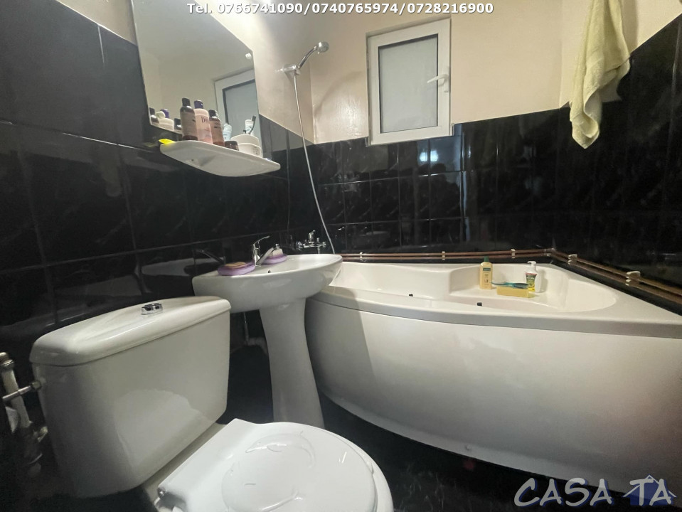 Apartament 3 Camere, Etaj 2, Strada Zambilelor