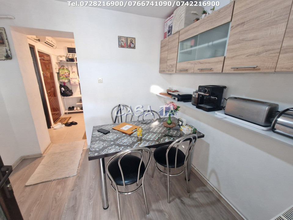 Apartament 3 camere, situat în Târgu Jiu, Bld Ecaterina Teodoroiu