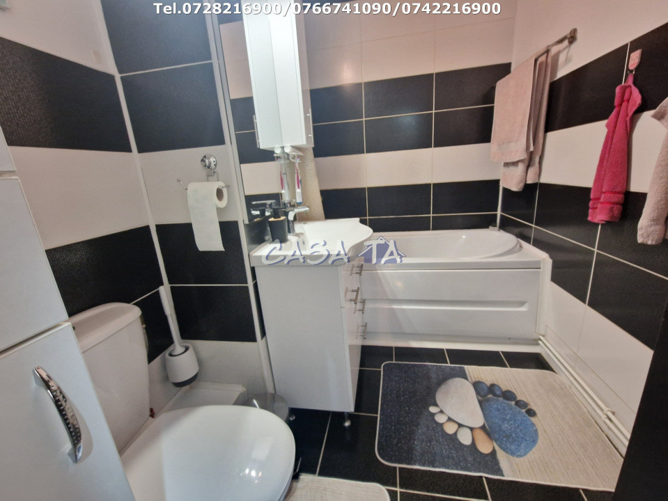 Apartament 3 camere, situat în Târgu Jiu, Bld Ecaterina Teodoroiu