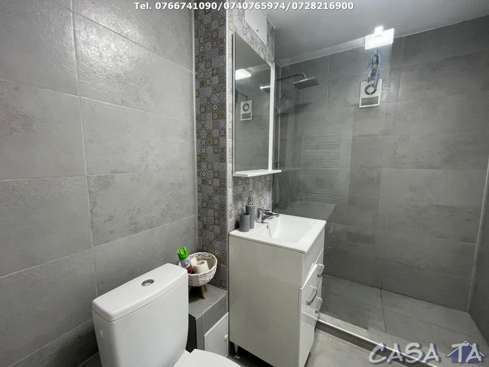 Apartament 3 Camere, Etaj 1, Strada G-ral Christian Tell - Zona Centrala