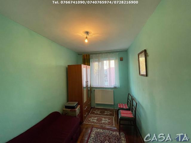 Apartament 4 Camere, Etaj 3, Aleea Teilor